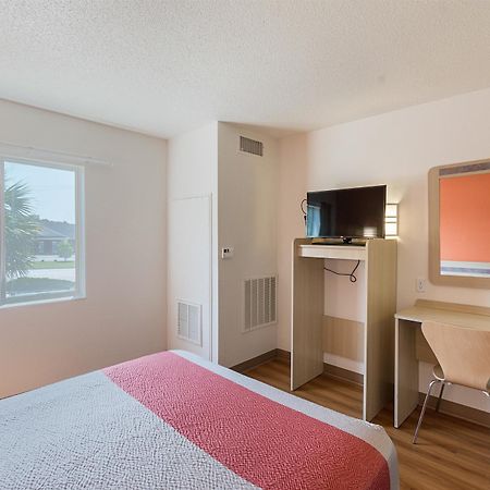 Motel 6-Columbia, Sc - Fort Jackson Area Екстер'єр фото