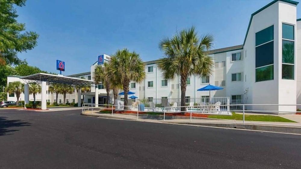 Motel 6-Columbia, Sc - Fort Jackson Area Екстер'єр фото