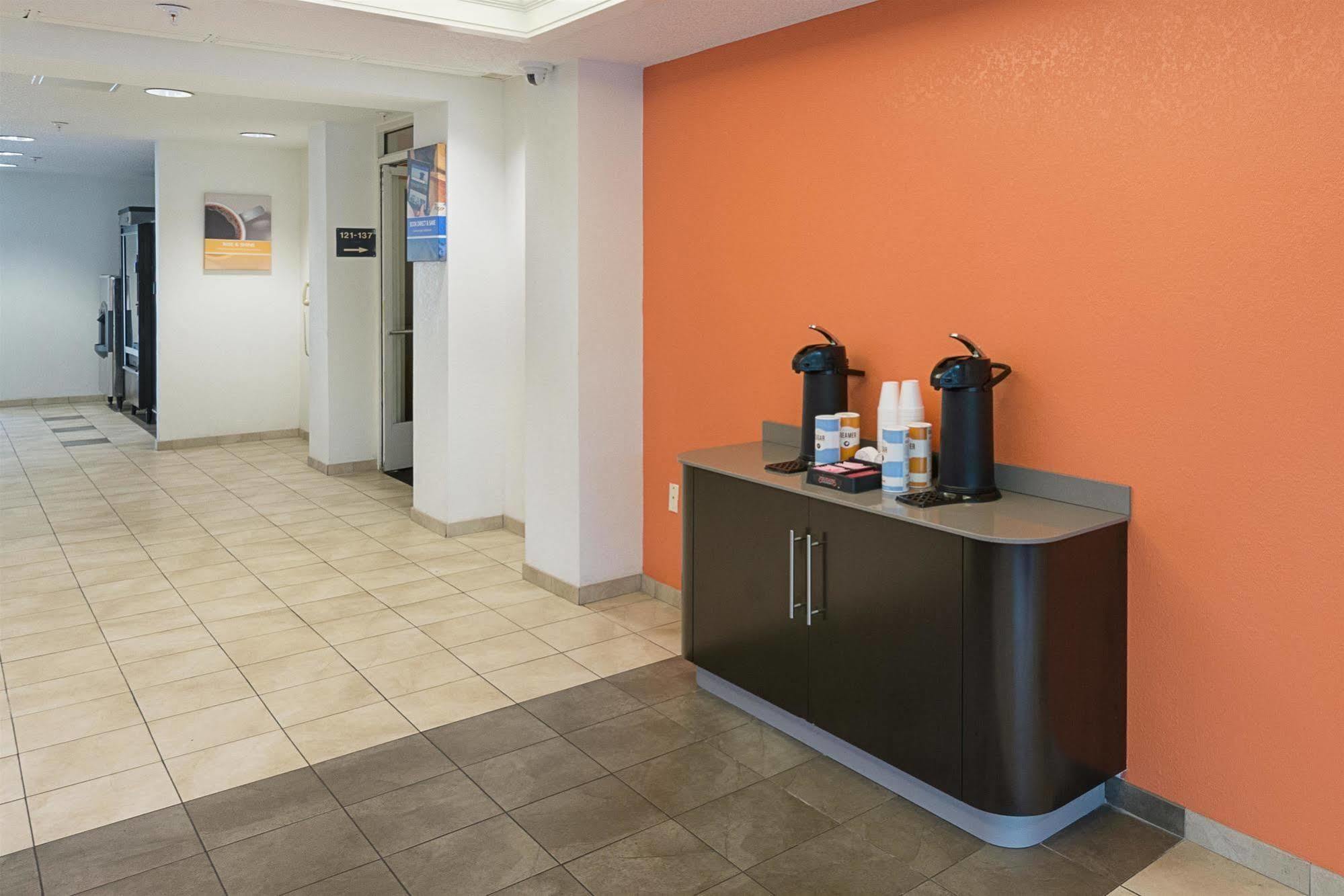 Motel 6-Columbia, Sc - Fort Jackson Area Екстер'єр фото